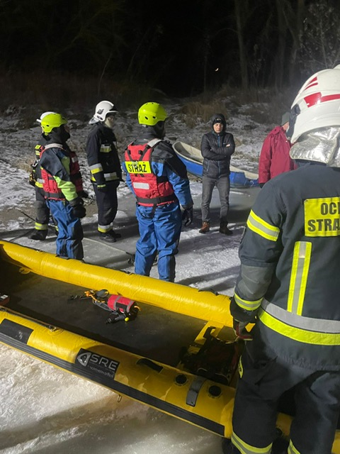 Ćwiczenia z zakresu ratownictwa lodowego