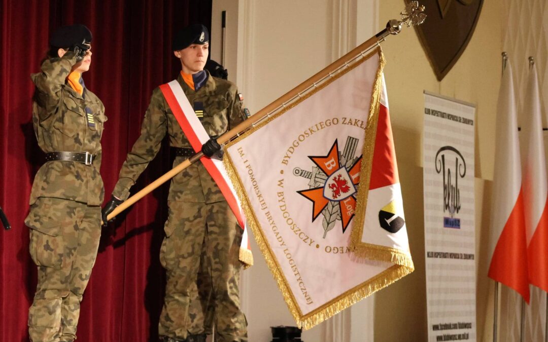 Pożegnanie klas maturalnych